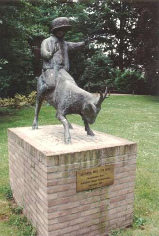 Antoon met d'n bok